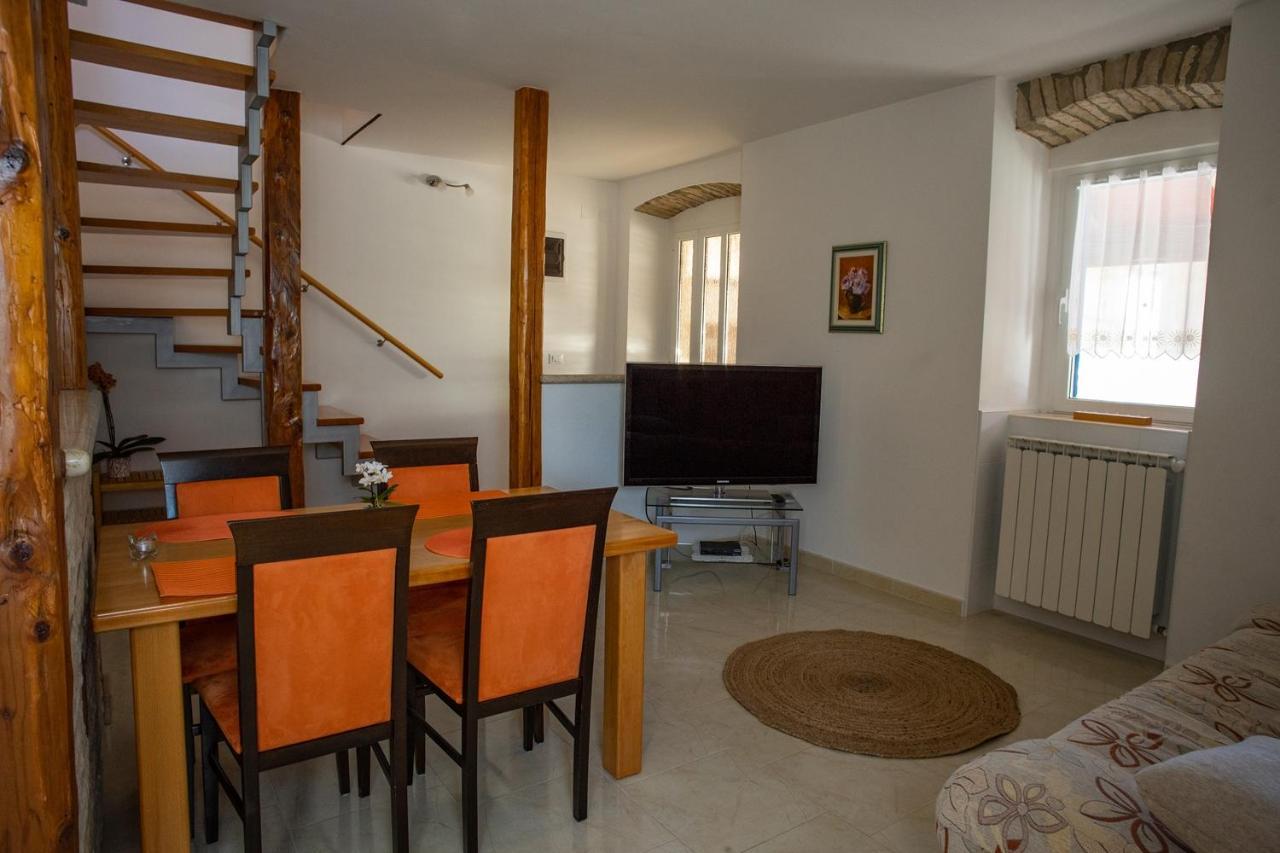 Olive Tree Apartments Умаг Экстерьер фото