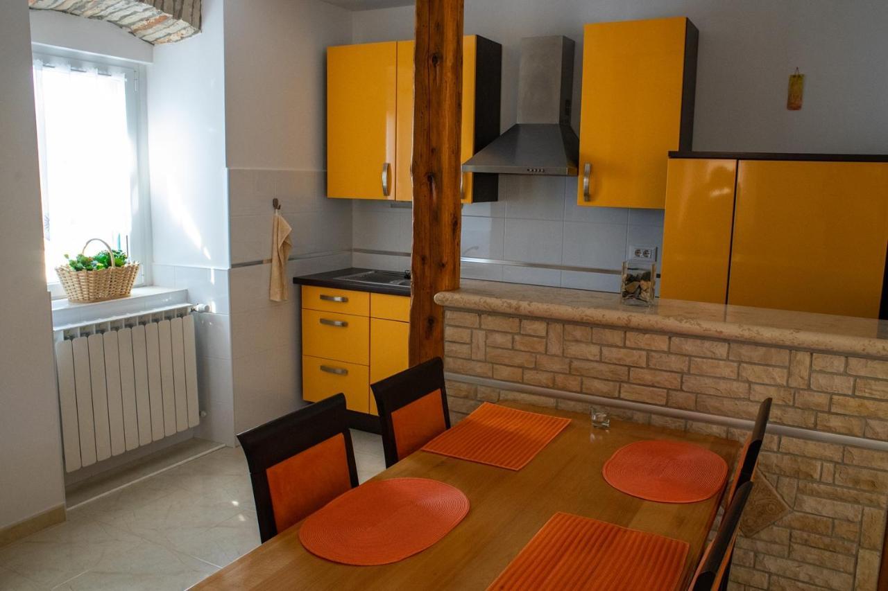 Olive Tree Apartments Умаг Экстерьер фото